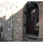 Vico Del Poeta 3*