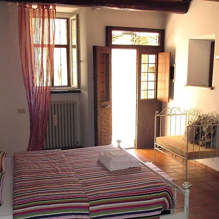 Vico Del Poeta Couette-café