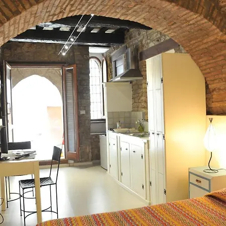 ベッド・アンド・ブレックファスト Vico Del Poeta 3*