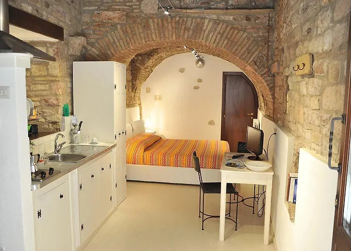 Vico Del Poeta Alojamento de Acomodação e Pequeno-almoço Assisi